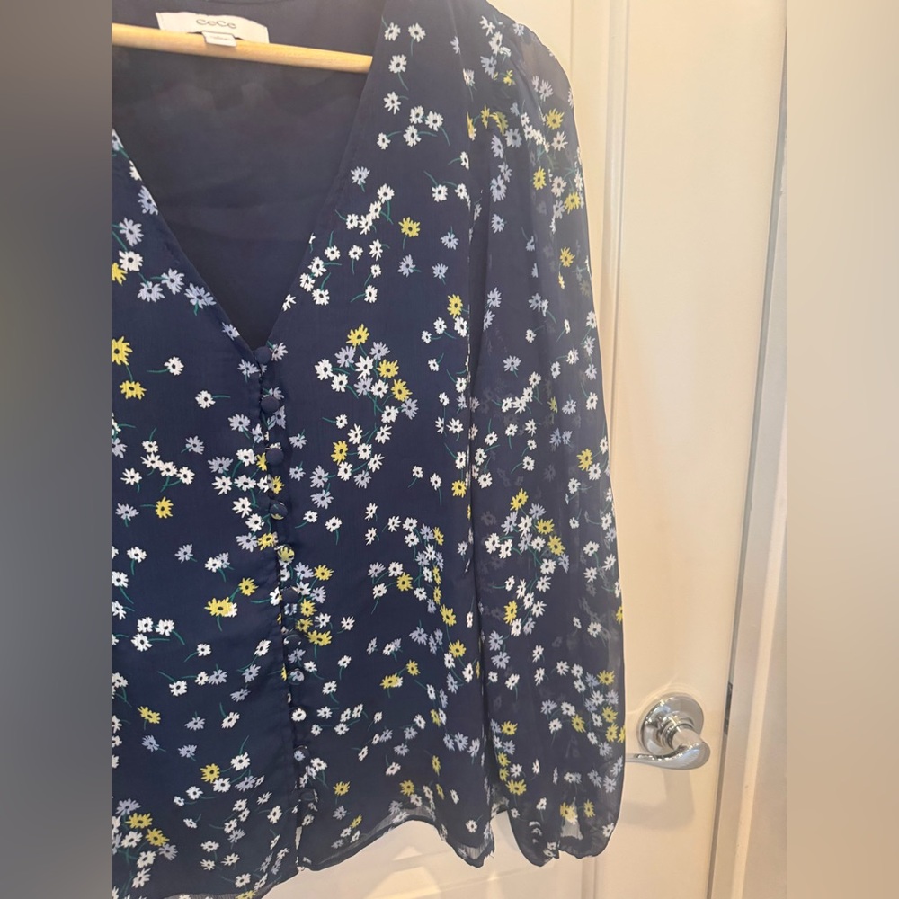 CeCe - Floral Print Midnight Blue Apparel - Picture 5 of 6